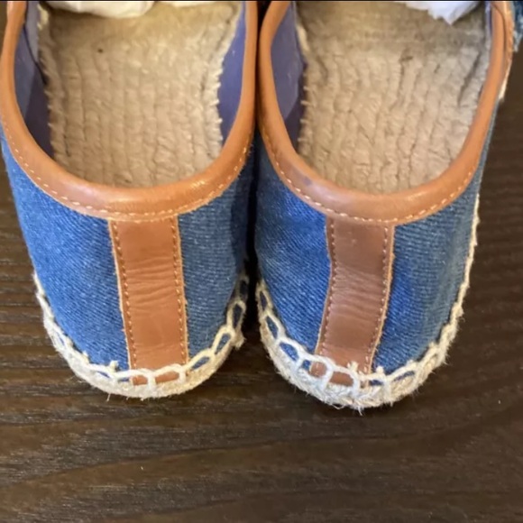 NWOB Tory Burch Shaw Denim Fringe Espadrille Size 6 - Picture 4 of 6